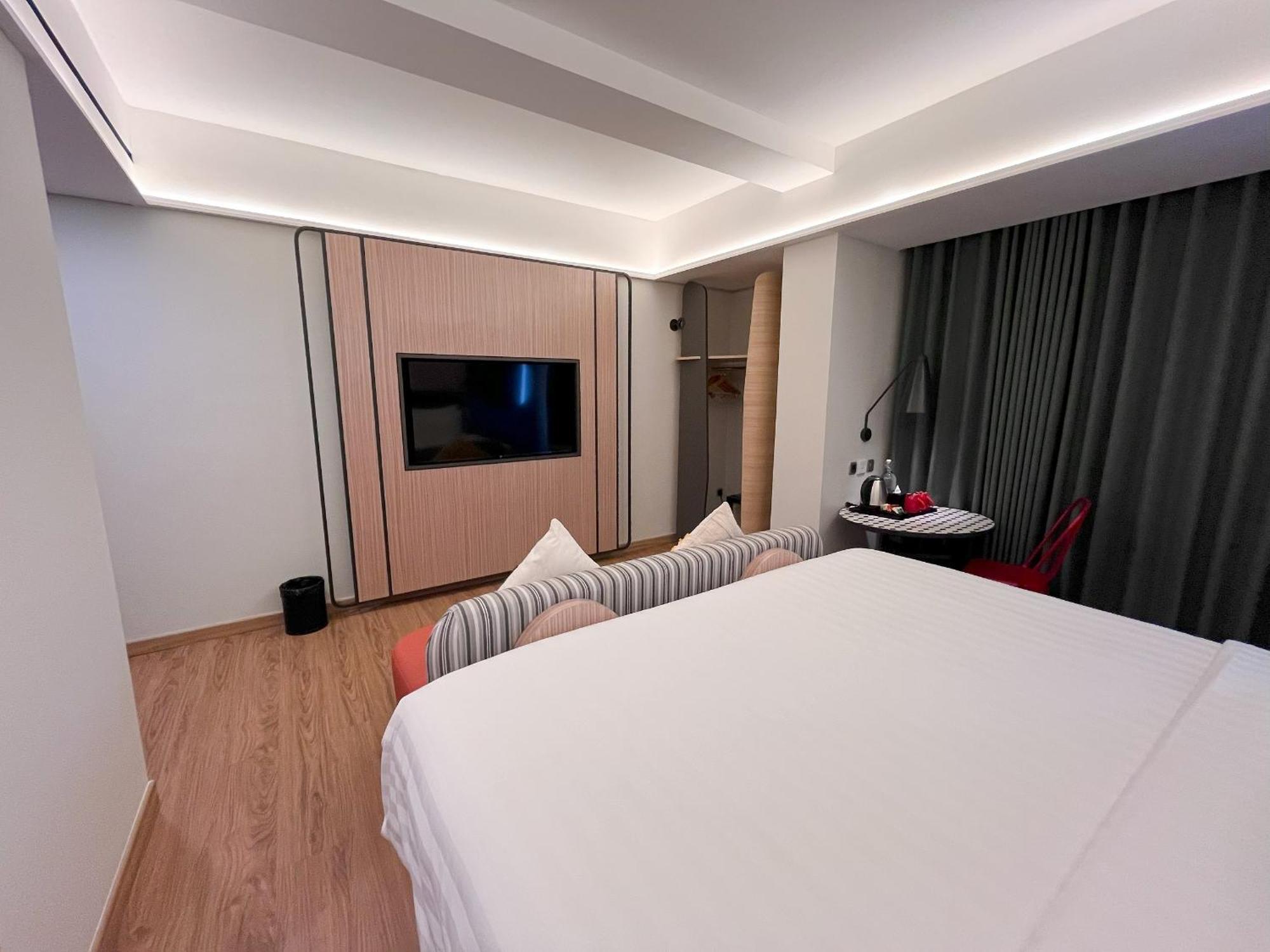 Luminor Hotel Legian Seminyak - Bali Exteriör bild